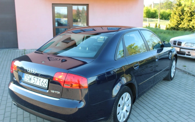 Audi A4 cena 16800 przebieg: 438000, rok produkcji 2006 z Sobótka małe 562